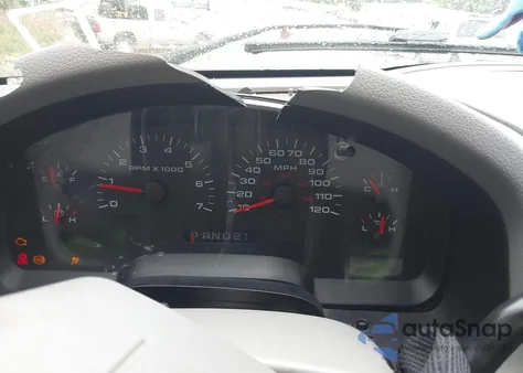 2005 Ford F-150 Stx/Xl/Xlt z USA, uszkodzony, nr VIN 1FTRX12W05NA13318